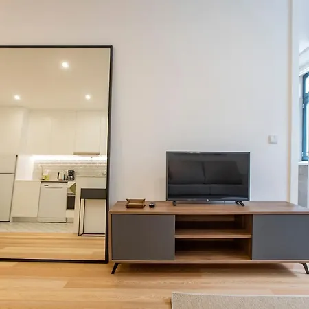 Downtown Wonder Flat W/ Ac By Lovelystay Apartment *